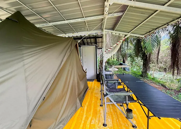 Amornkeeree Khao Sok Camping